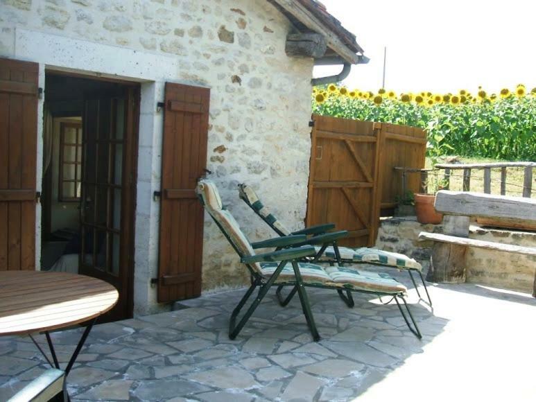 Varaignes Gite Chez Marot 빌라 외부 사진